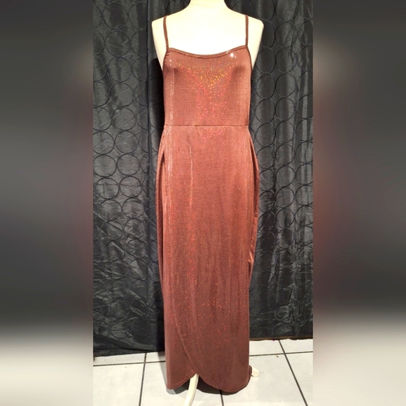 NWT Pretty little things Chocolate spaghetti strap evening dress - Picture 2 of 10